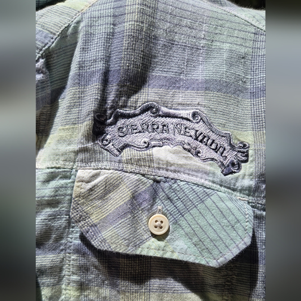 Columbia Mint & Blue Plaid Button-Down Long Sleeve "Sierra Nevada" Shirt SzM - Picture 3 of 10
